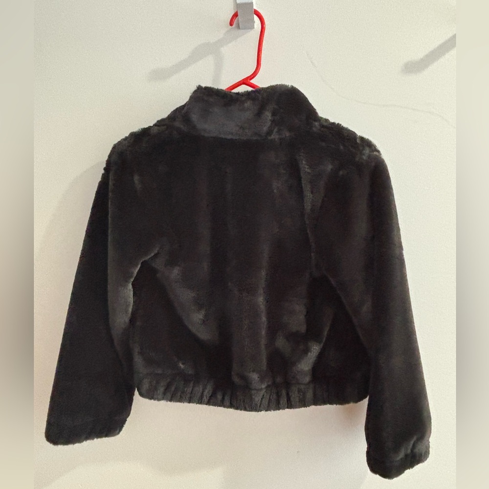 SO Girls Black Faux Fur Cropped Jacket - Picture 2 of 6
